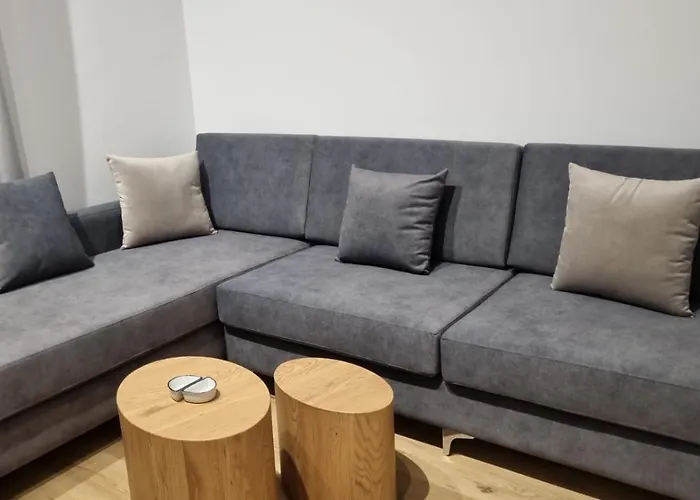 D2 Cozy アパート